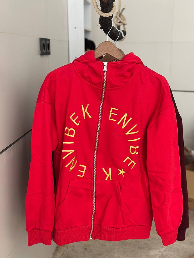 سوییشرت قرمز داخل مخمل وارداتی